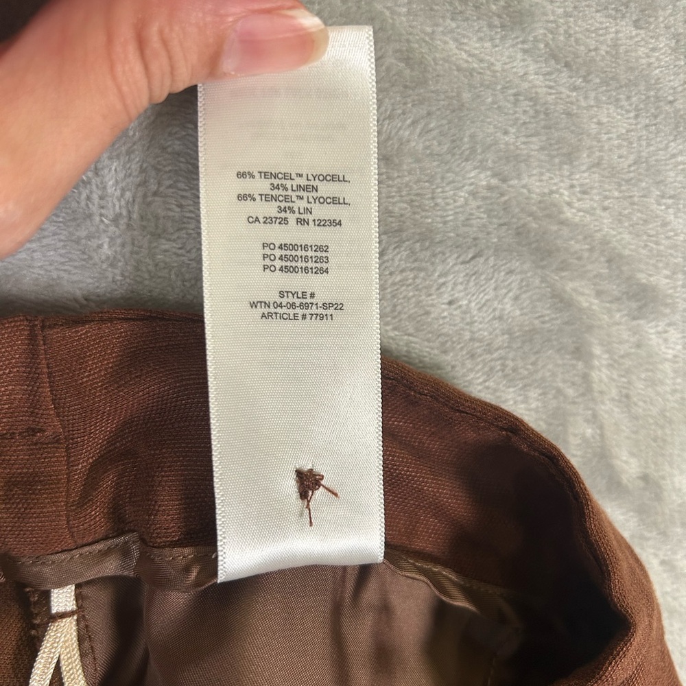Wilfred brown linen pleated tailored shorts - Picture 5 of 9
